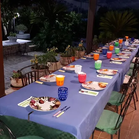 Trappeto Vecchio Gospodarstwo agroturystyczne San Demetrio Corone