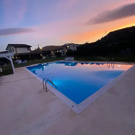 Trappeto Vecchio Lantgård