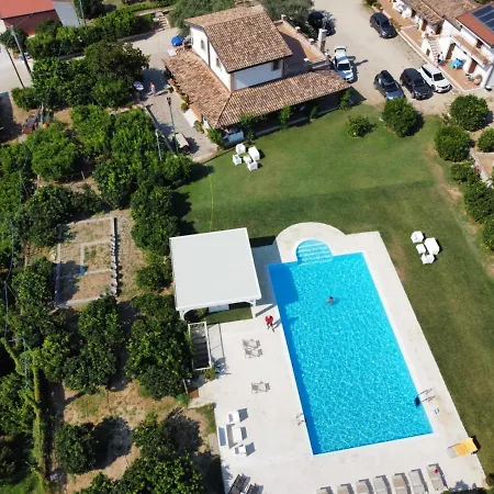 Lantgård Trappeto Vecchio San Demetrio Corone