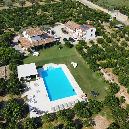 Trappeto Vecchio Lantgård San Demetrio Corone