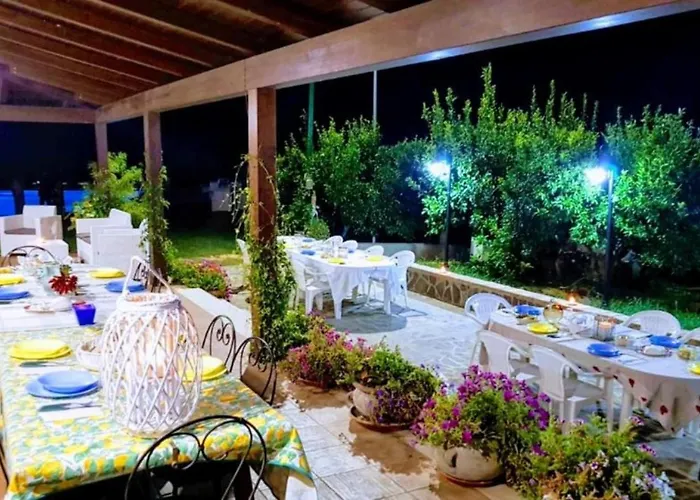 Trappeto Vecchio ファームステイ San Demetrio Corone