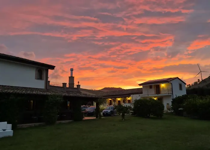 ファームステイ Trappeto Vecchio San Demetrio Corone