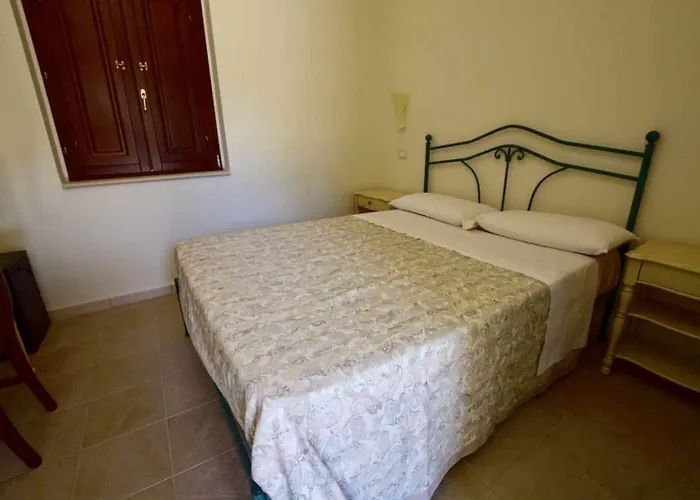 Trappeto Vecchio ファームステイ San Demetrio Corone